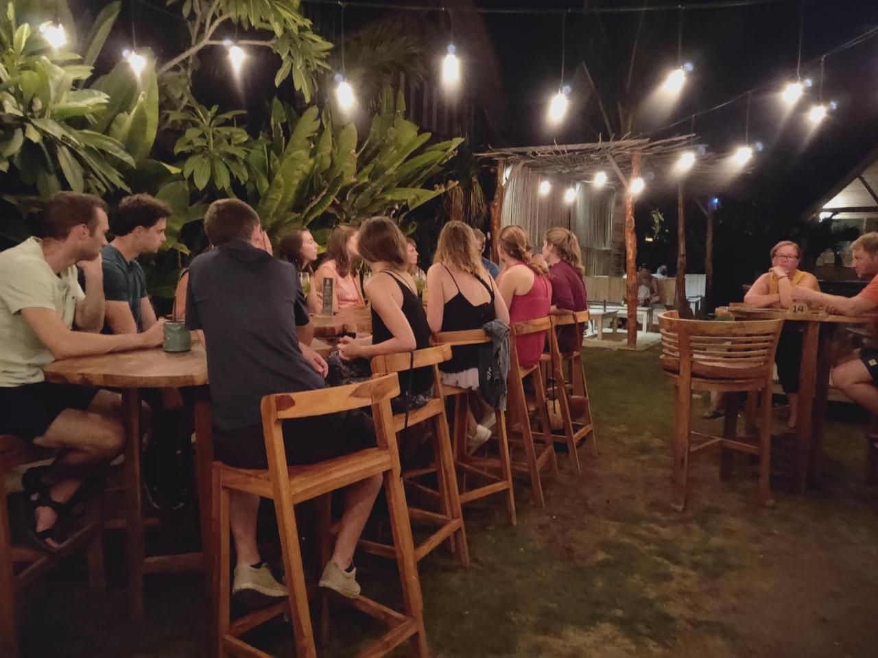 Tiki Bar And More نوسا ليمبونغان المظهر الخارجي الصورة